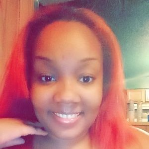 Meet your Posher, Laresha